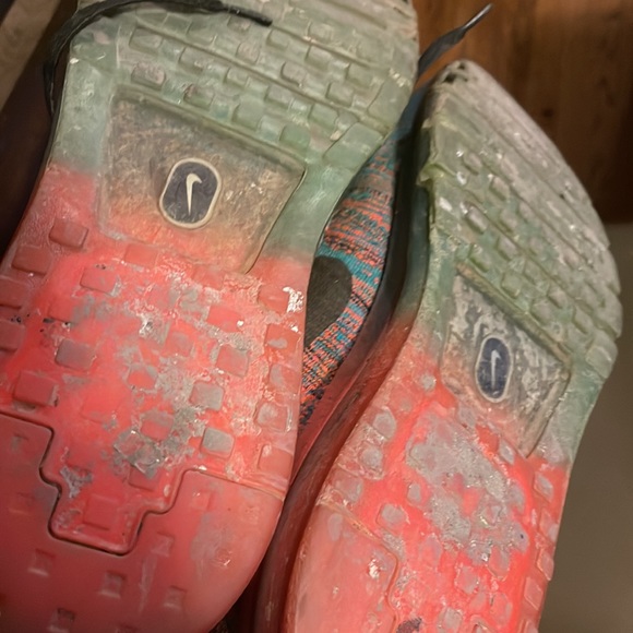 Nike Flyknit Max Multicolored Sneakers - Picture 9 of 10